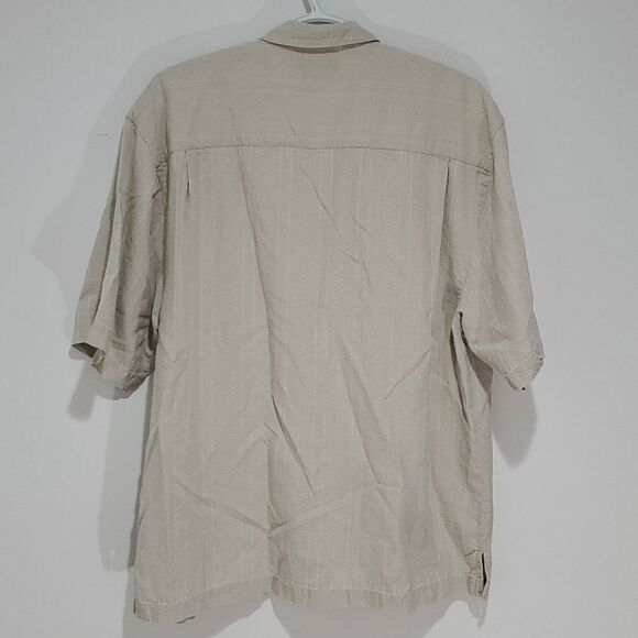 Boundary Bay large silk button down short sleeve shirt - Picture 4 of 6